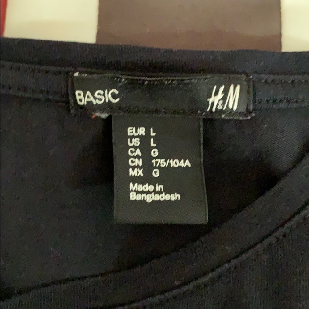 Black basic tee - Picture 2 of 2